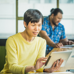 Promoting reflective and interactive learning with AI conversations